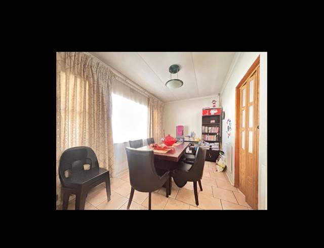 4 bed property to rent in ALLEN GROVE